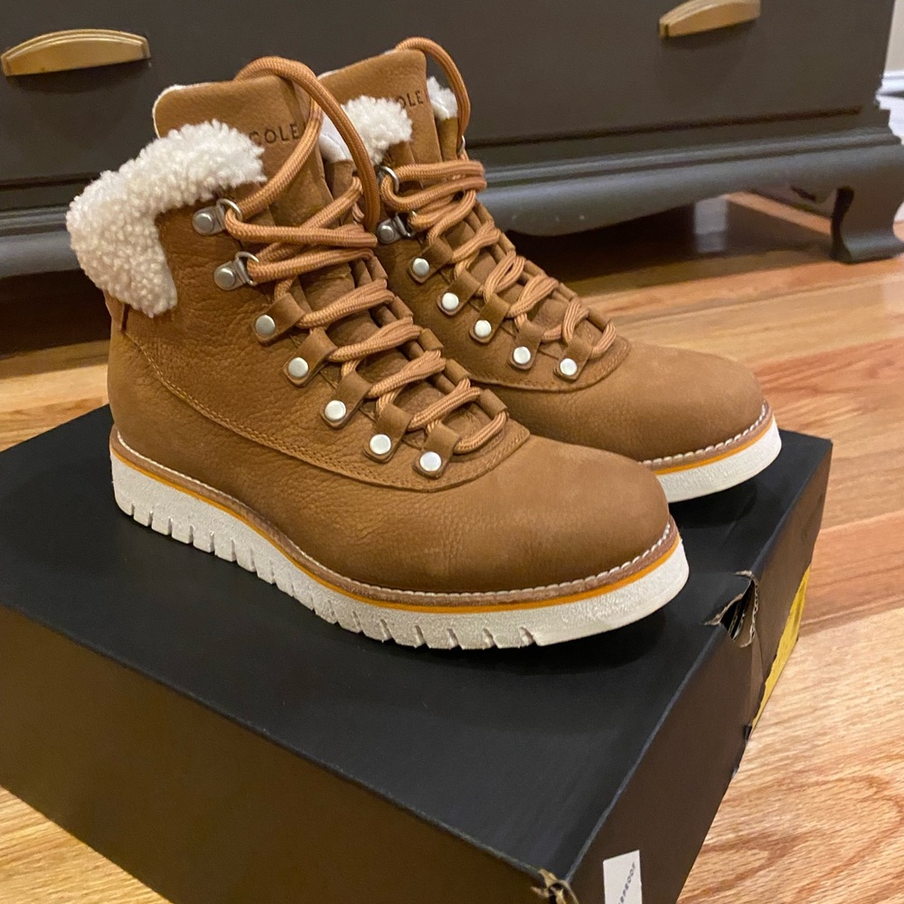 Women’s Cole Haan Waterproof boots! Still brand new!